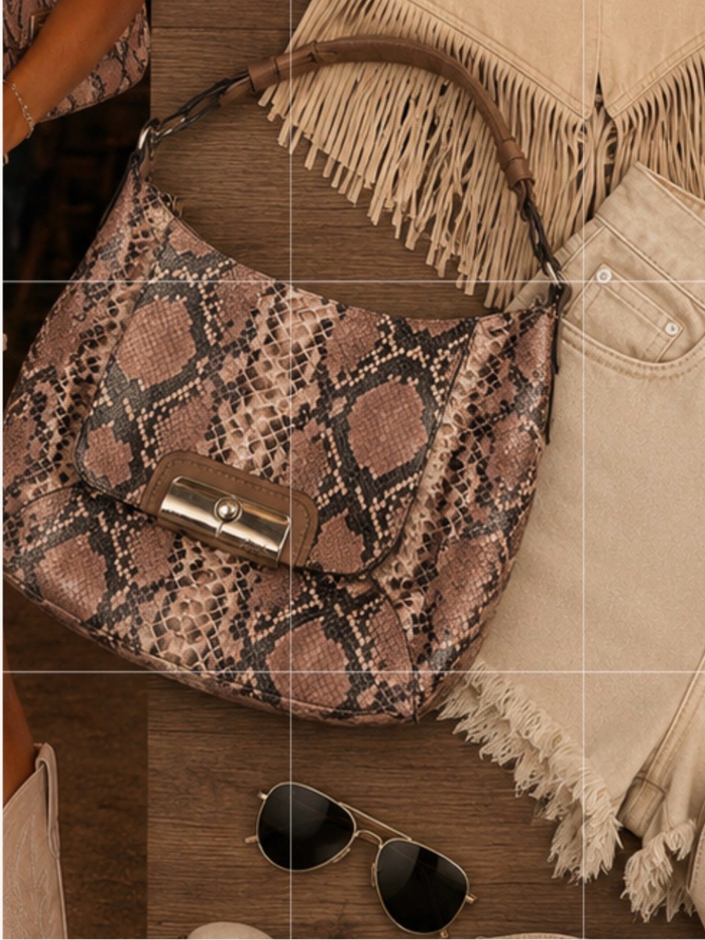 COACH LIKE NEW Taupe Snake-Print Shoulder Bag with Gold-Tone Hardware